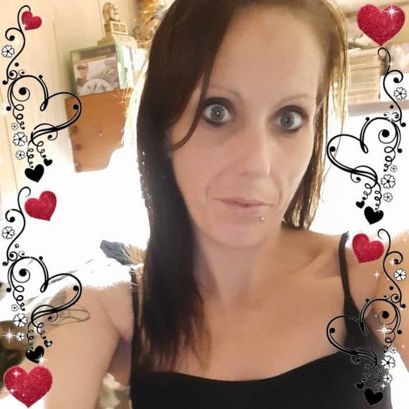 Meet your Posher, Vickie - Picture 1 of 1